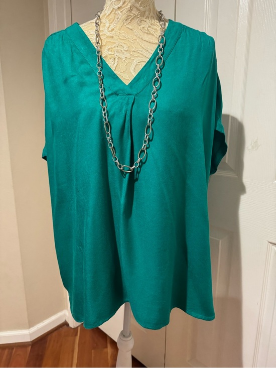 Nine West Tops - Nine West Teal V-Neck Tunic Top
